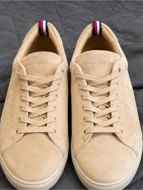 Tommy Hilfiger Other - Tommy Hilfiger size 12 Tan Men's casual low top Sneakers
